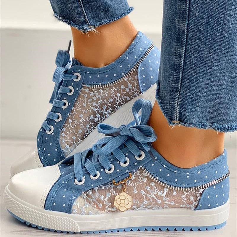 EMY | Luchtige Dames Sneakers – blauw met Kant & Polkadots