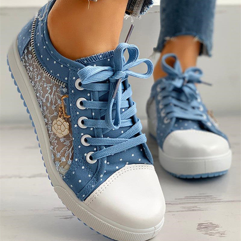 EMY | Luchtige Dames Sneakers – blauw met Kant & Polkadots