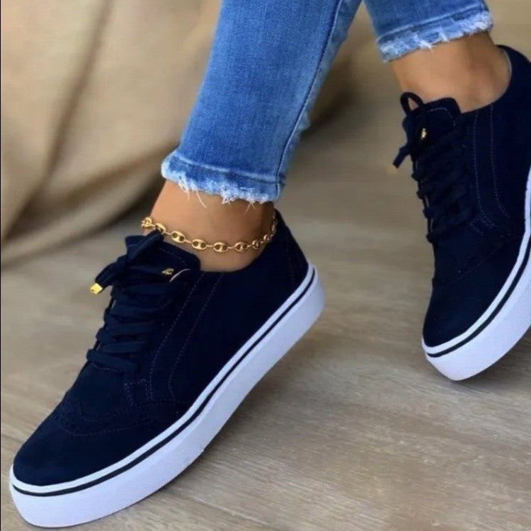 BRITT | Trendy Suède Sneakers voor Dames met Witte Zool