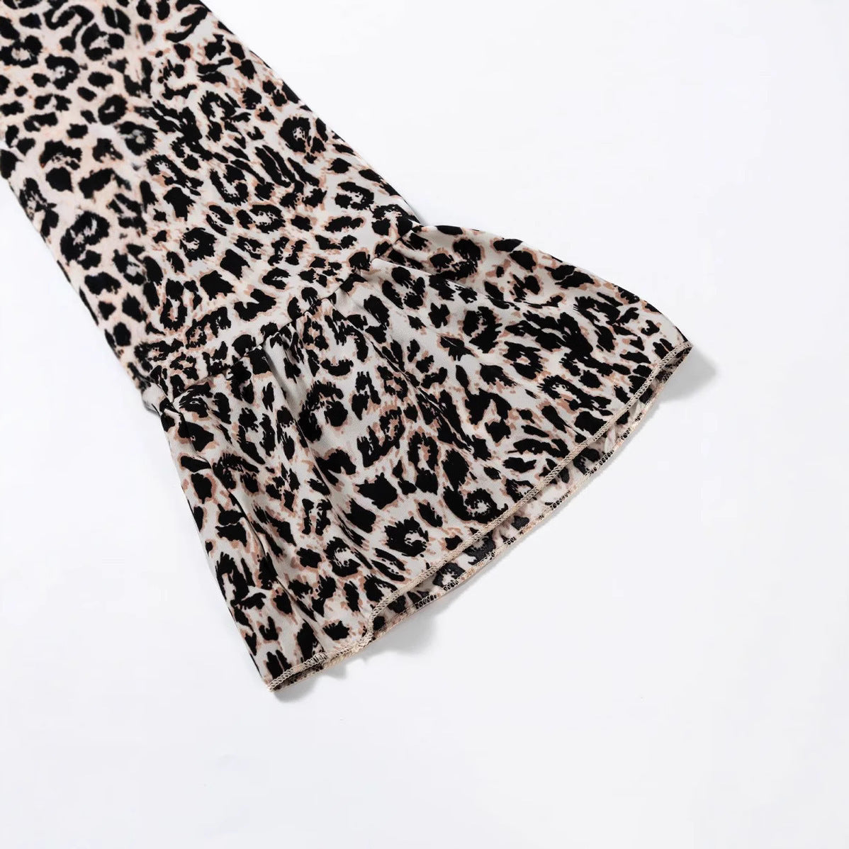 ROXY | Chique Leopard Print Jurk voor Dames met Wijd Uitlopende Mouwen