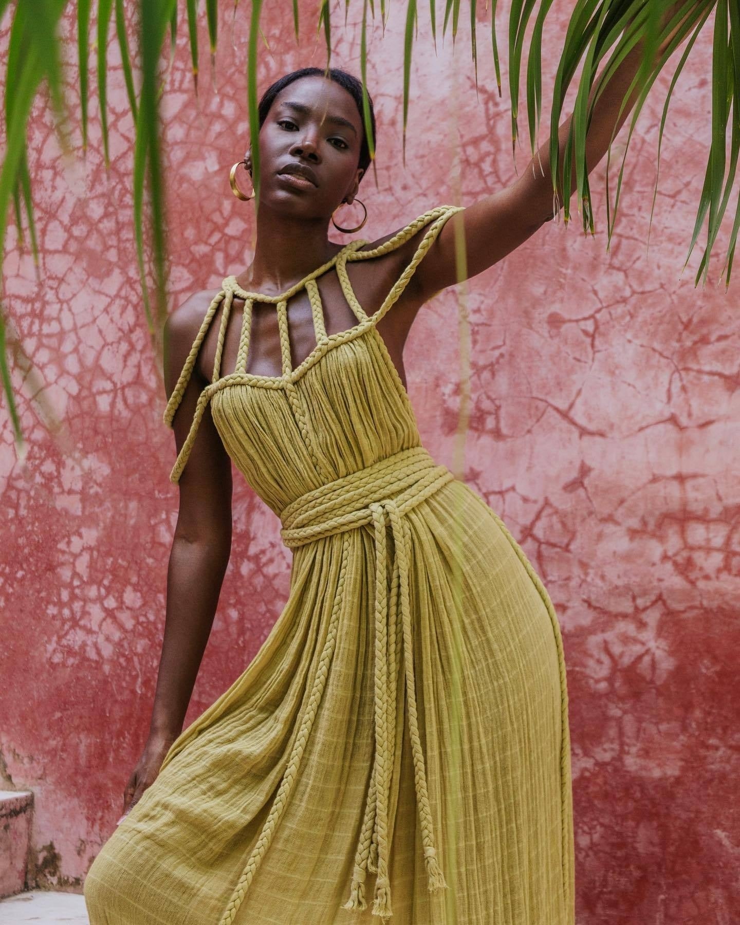FINNE | Bohemian Maxi Jurk met Gevlochten Details – Luchtige Zomerstijl