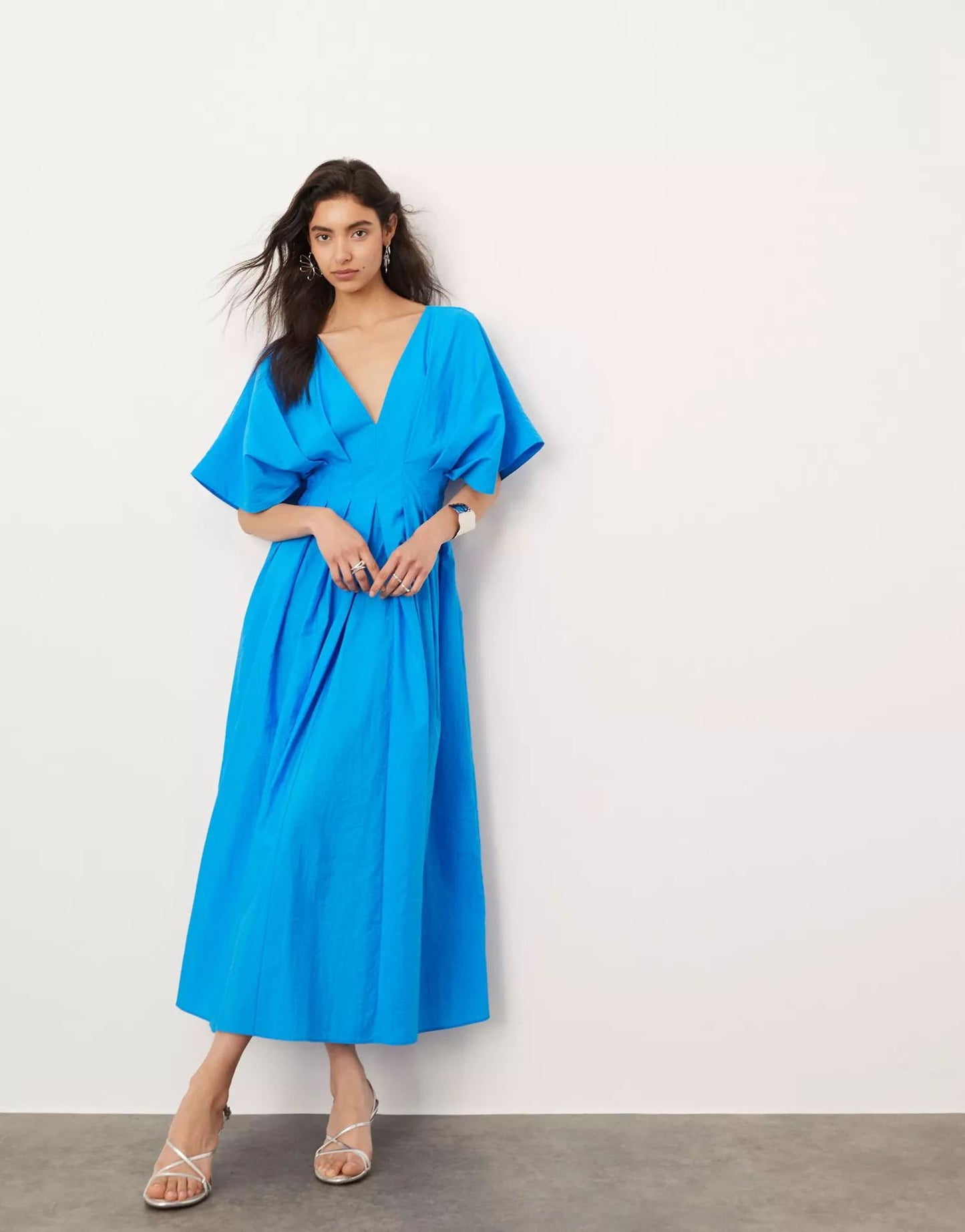 VIEN | Hemelsblauwe Maxi Jurk Dames – Elegante Zomerjurk Met V-Hals en Vlindermouwen