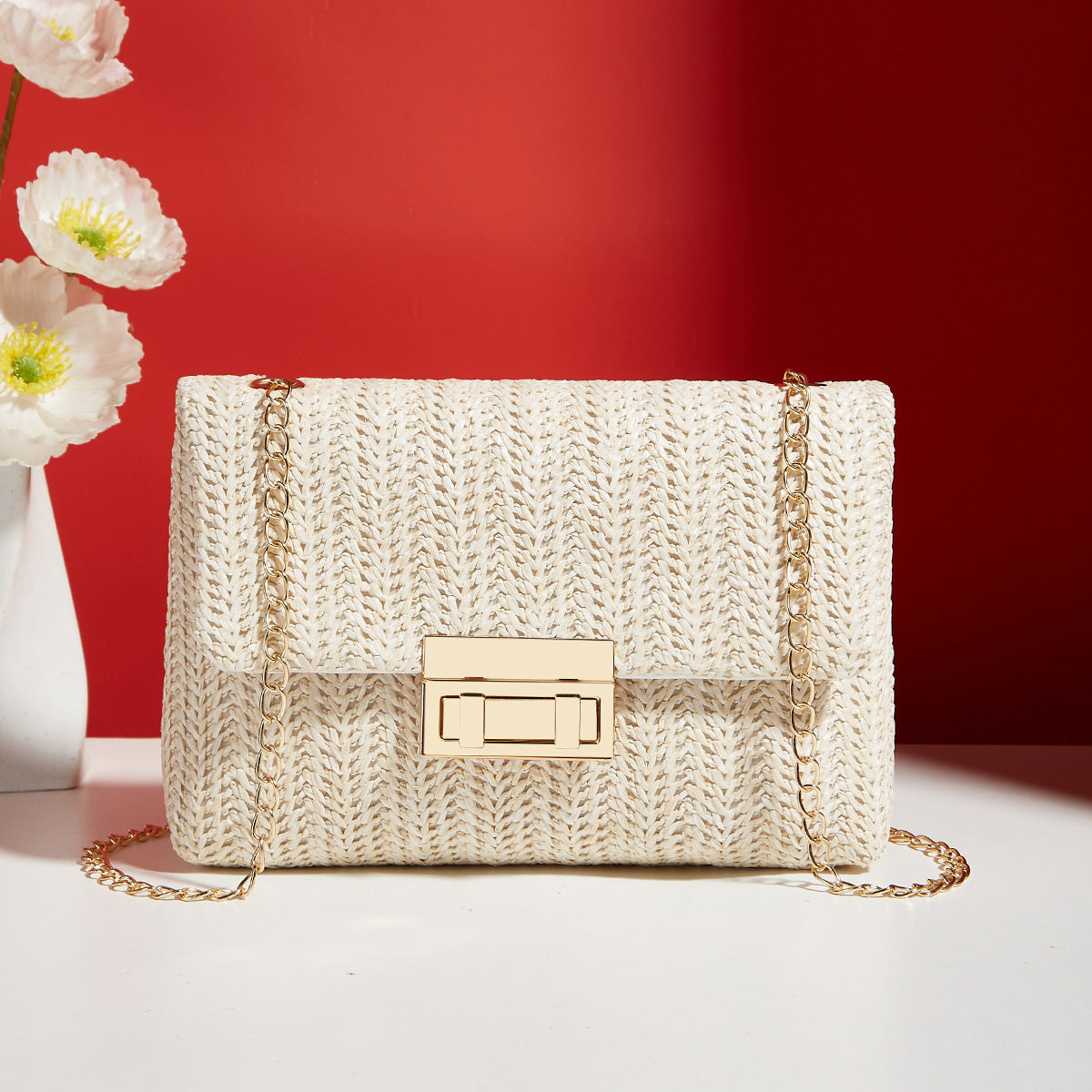 VIVIAN | Rainbow Chic Clutch – Vrolijke Elegantie met Gouden Details