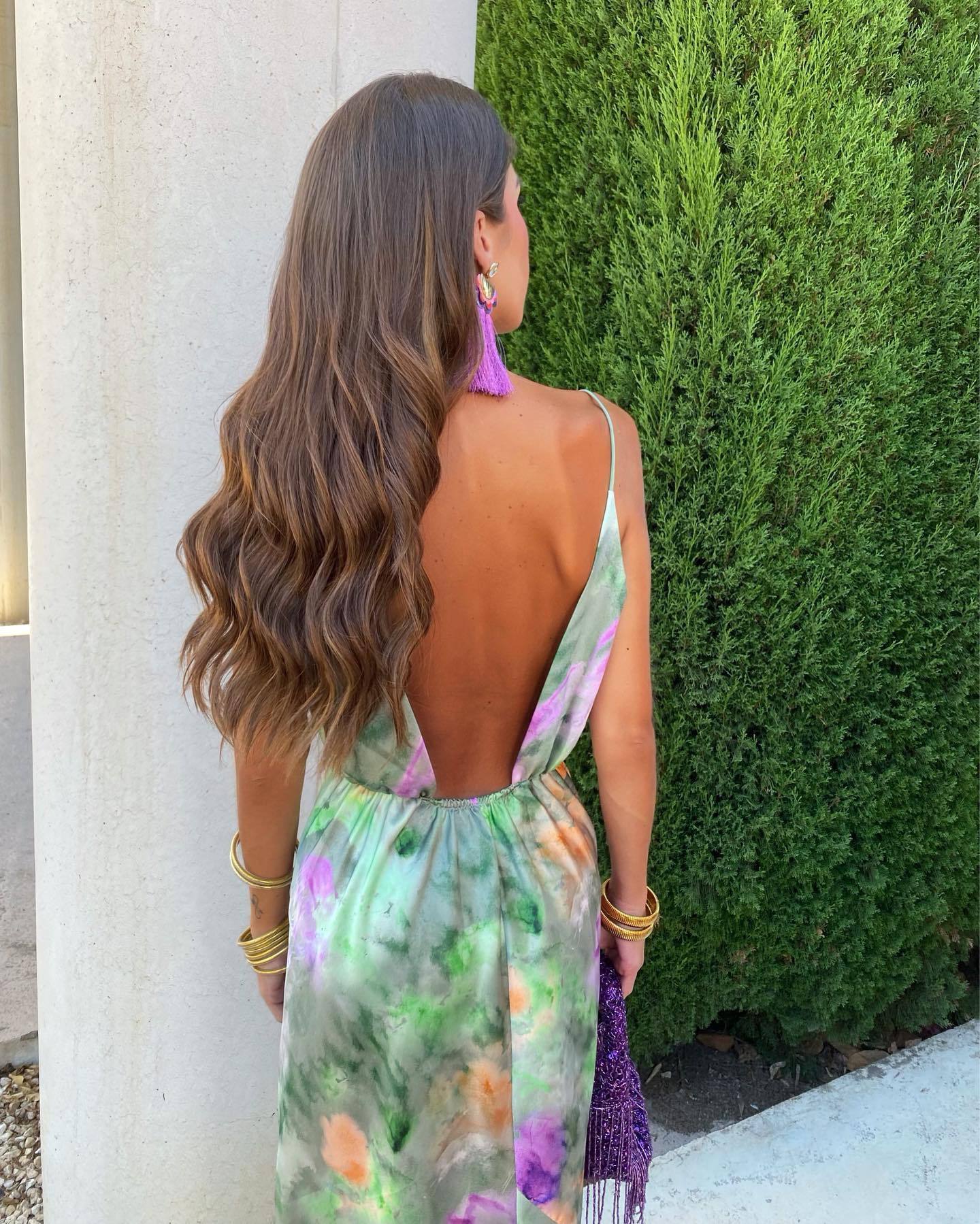 Satijnen Dames Co-ord Jurk met Tie-Dye Print – Off-Shoulder met Open Rug