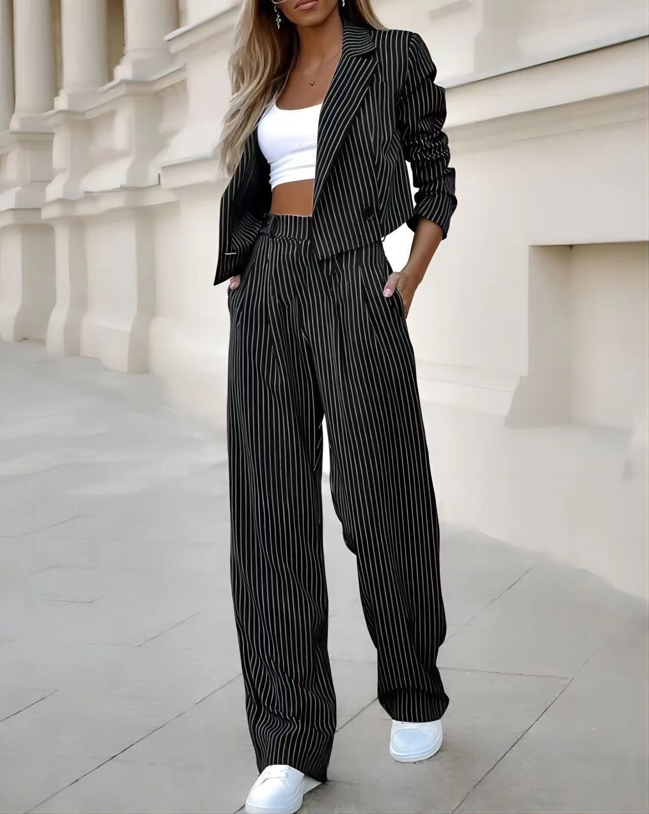 DEMI | Gestreept Dames Blazerpak – Cropped Blazer & High Waist Pantalon Set