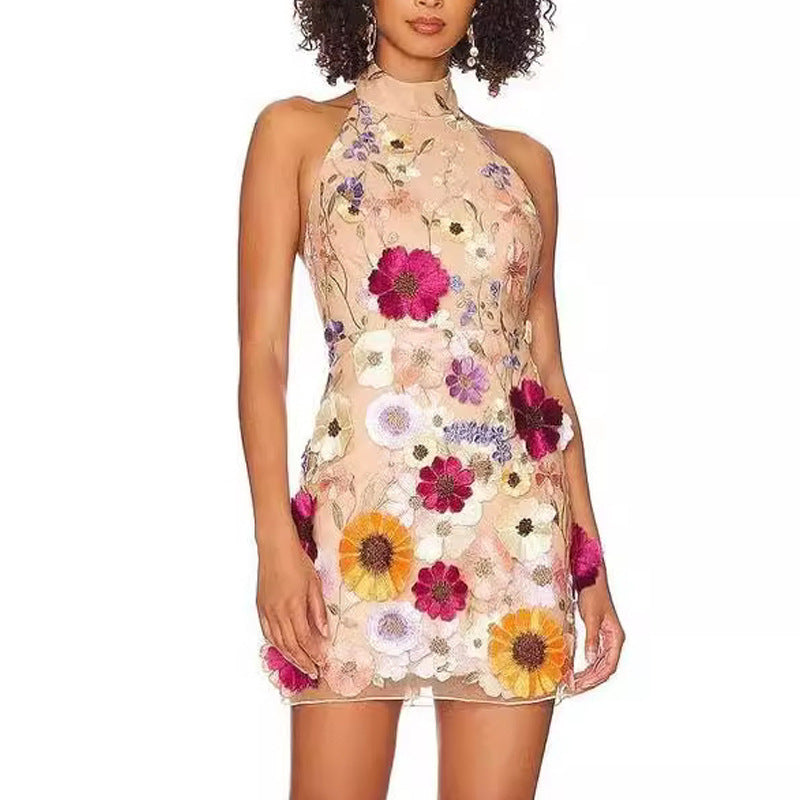 IZIA | Bloemen Mini Jurk met Hoge Hals – Luxe Zomerjurk met 3D Bloemenprint voor Dames