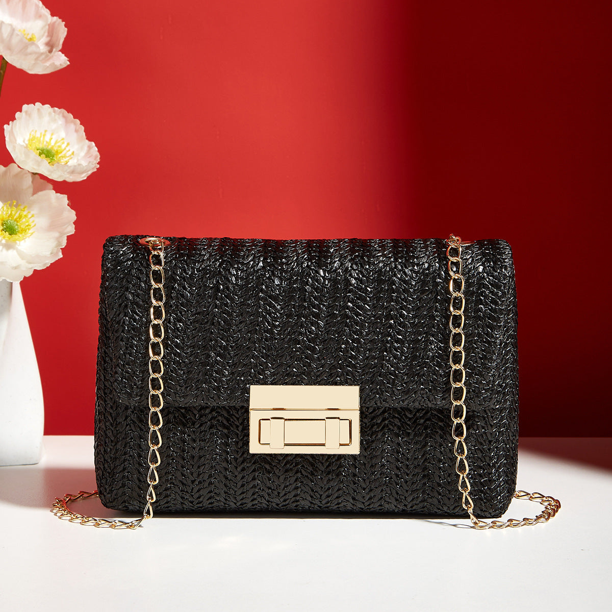 VIVIAN | Rainbow Chic Clutch – Vrolijke Elegantie met Gouden Details