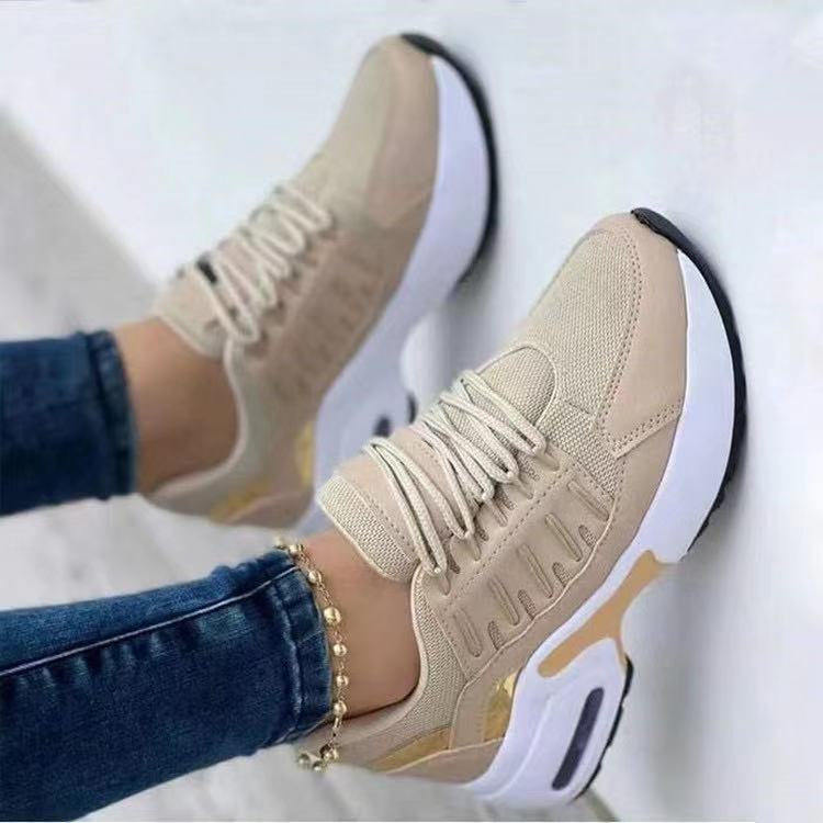 VALERIANE | Sneakers met Gouden Details – Comfort Meets Elegance