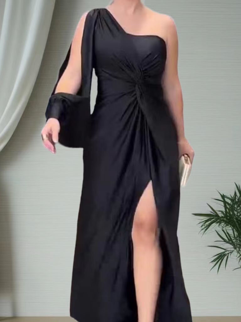CAYLEE | One-Shoulder Gala Jurk – Statement Look met Cut-out Mouw