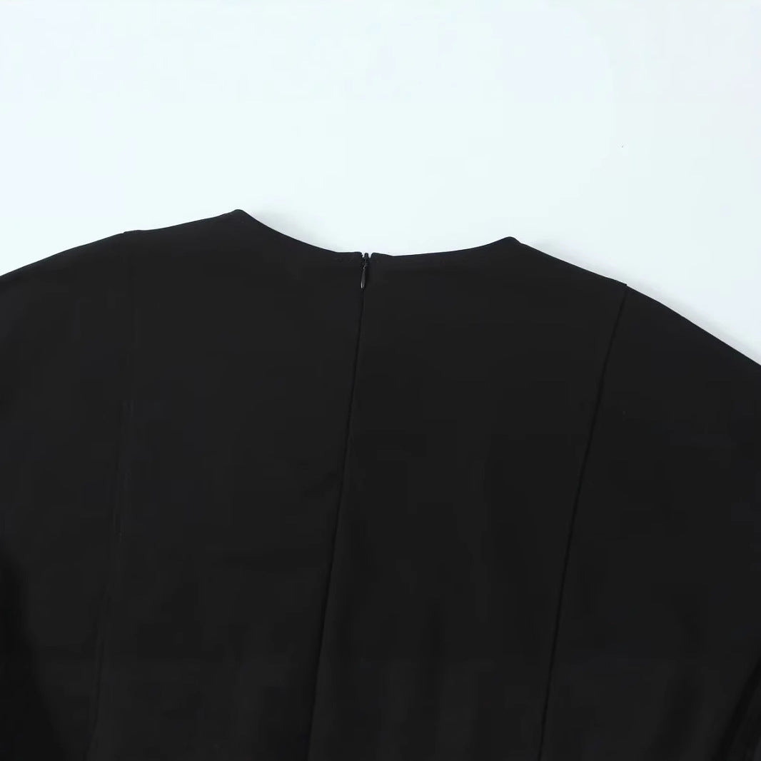 SABINA | Zwarte Minimalistische Jurk – Tijdloze Elegantie met Wijde Mouwen