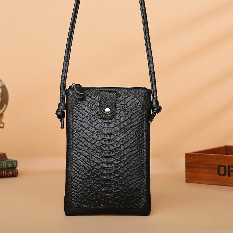 ROMY | Zwarte Crossbody Telefoontas met Slangenprint – Compacte Schoudertas voor Dames