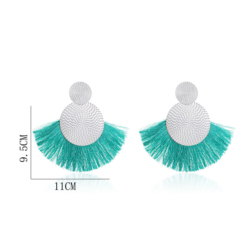 ZINA | Statement Oorbellen met Ronde Vorm en Franjes – Boho Chic in Zwart, Wit en Turquoise