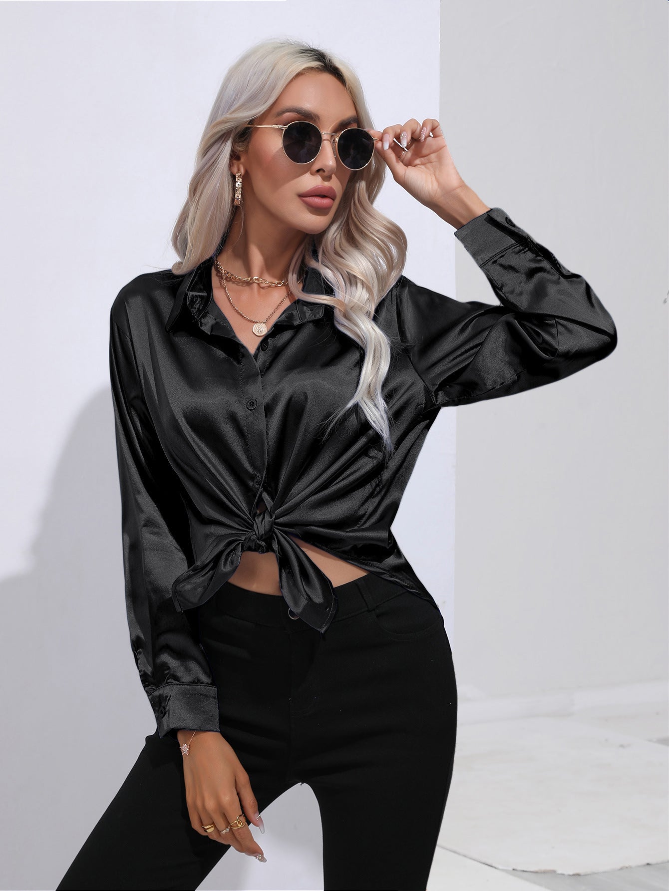 SYLVIA | Zijdezachte Satijnen Blouse – Tijdloos Chic met een Luxe Glans