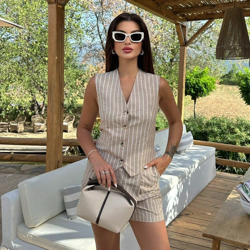 MARIT | Gestreepte Two-Piece Set – Gilet & Short voor Zomerse Elegantie