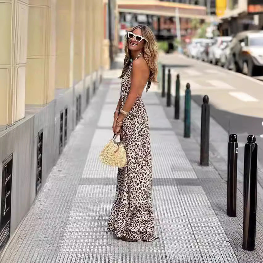 NICI | Zomerse Panterprint Maxi Jurk – Open Rug & Speelse Uitstraling