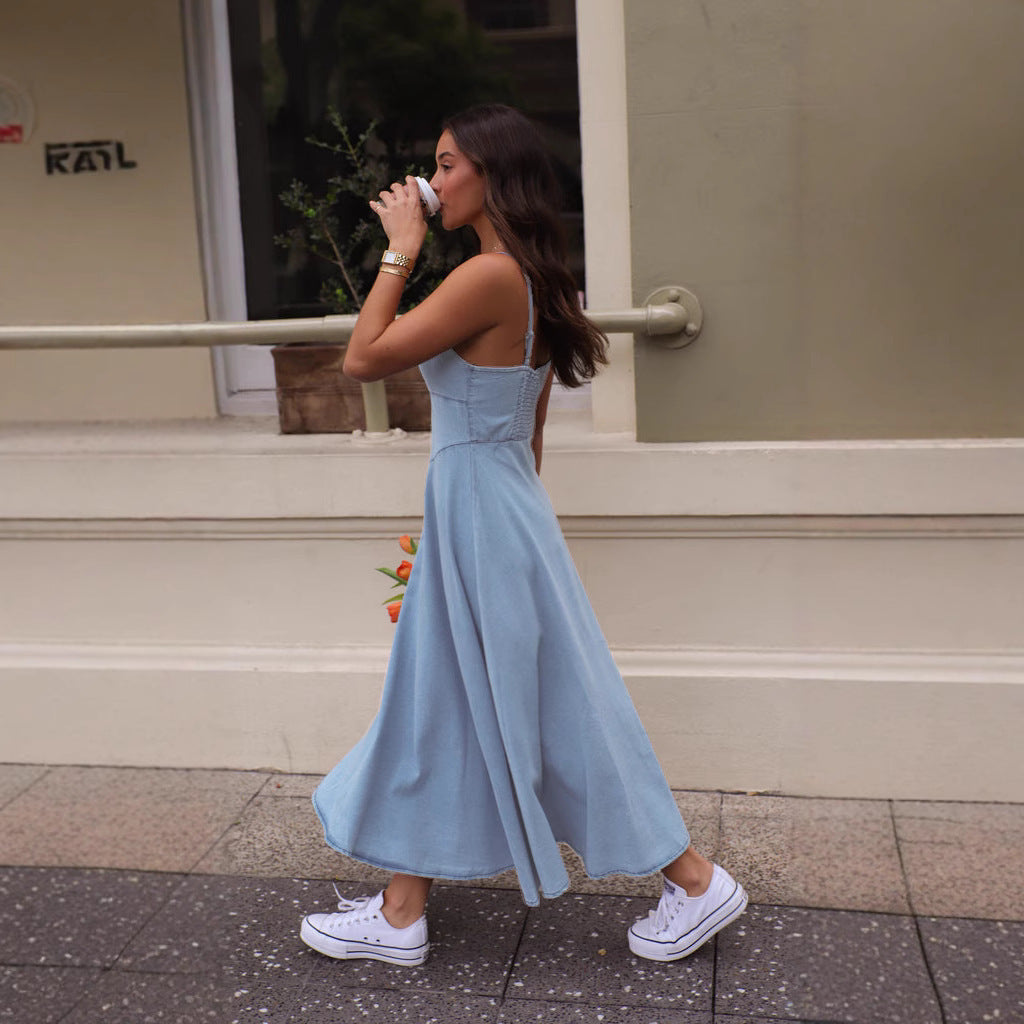 JOYCE | Lichtblauwe Denim Midi Jurk met Spaghetti Bandjes – Casual Zomerjurk voor Elke Dag
