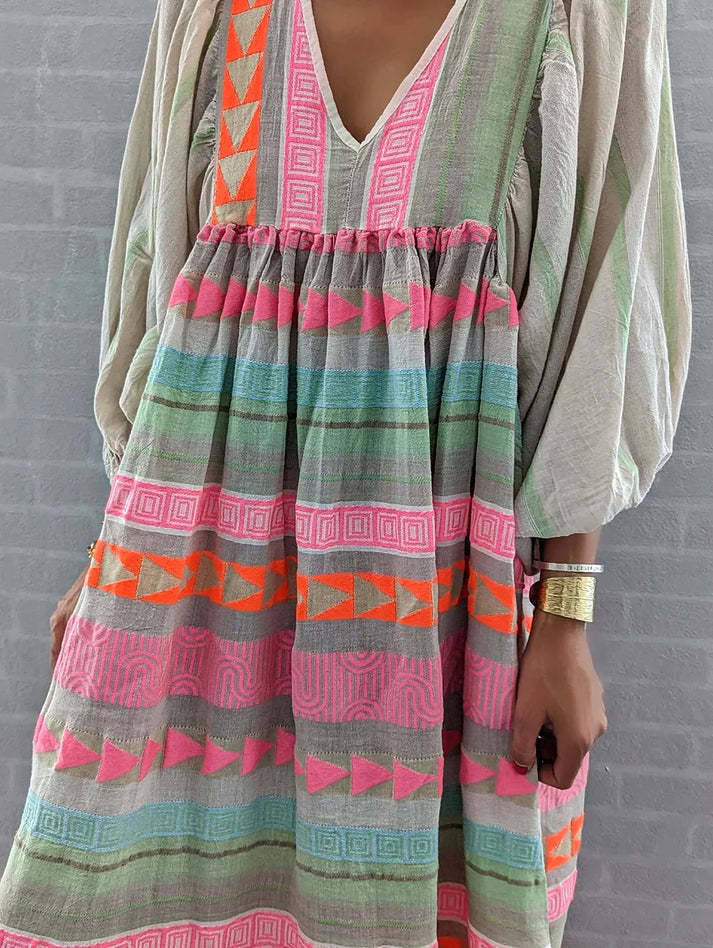 SHARON | Boho Maxi Jurk met Kleurrijke Strepen β Zomerse V-hals Jurk met 3/4 Mouwen