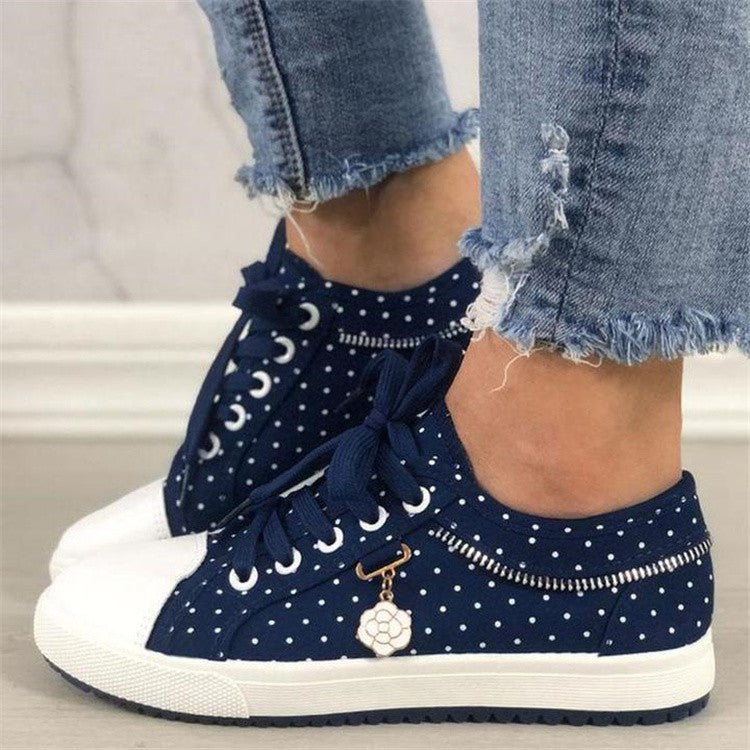 EMY | Luchtige Dames Sneakers – blauw met Kant & Polkadots
