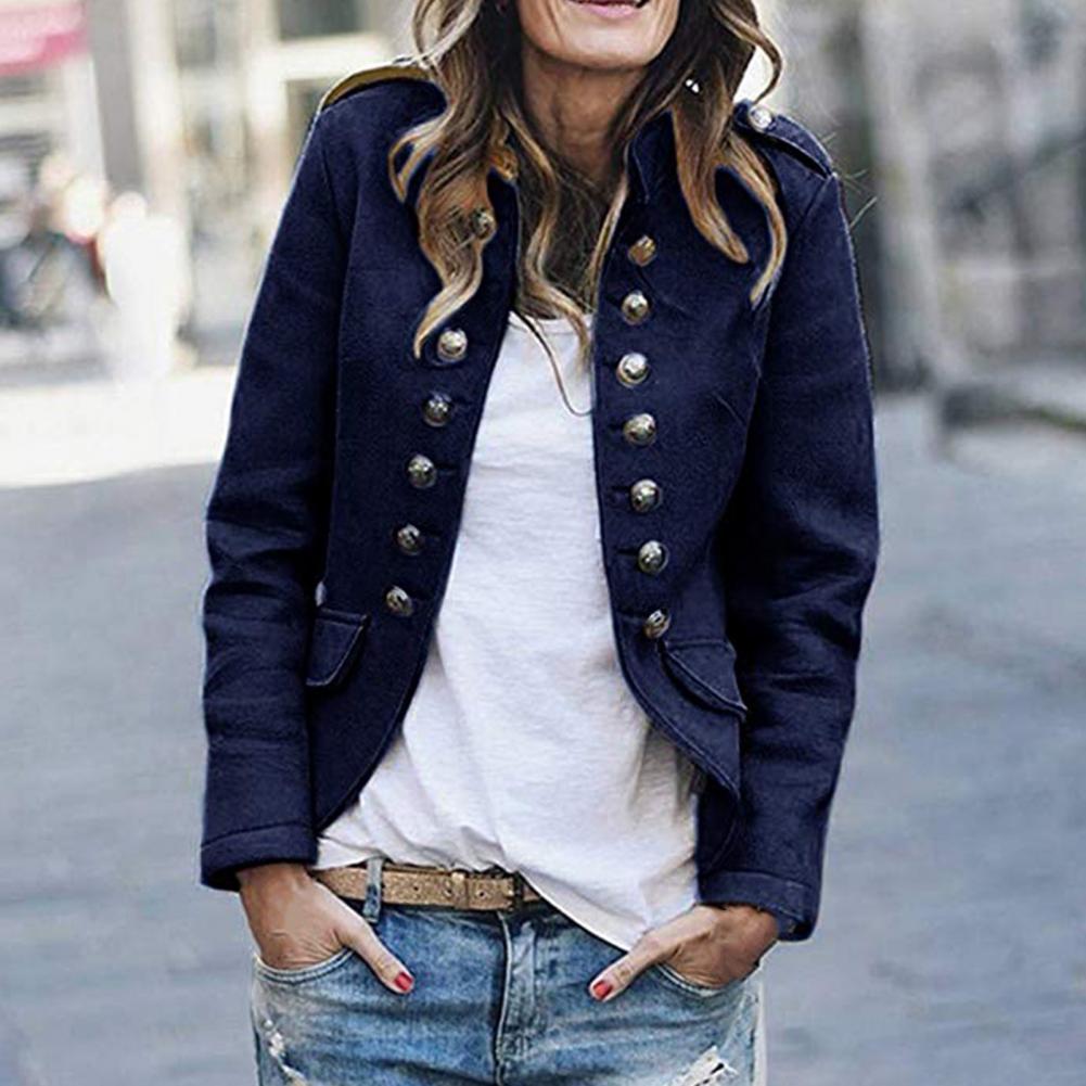 MAI | Military Chic Blazer – Stoer & Stijlvol met Statement Knopen