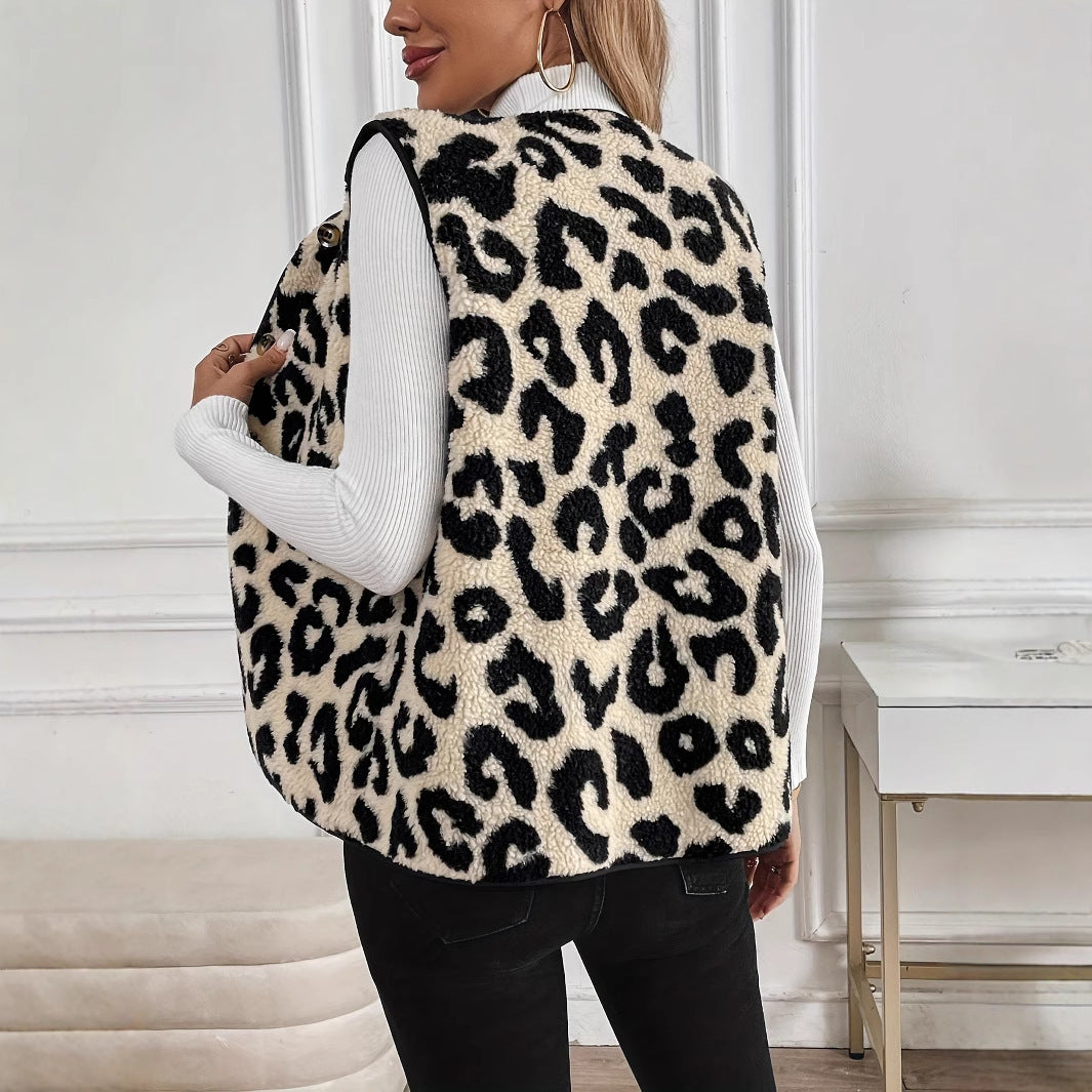 SISSY | Teddy Gilet met Luipaardprint – Stijlvol, Warm & Statement-Ready