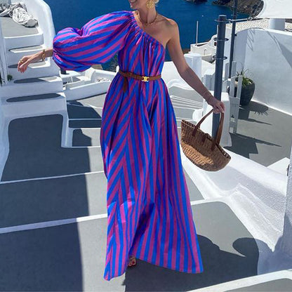 ROSELINE | One Shoulder Maxi Jurk – Stijlvolle Strepen & Zomerse Flair