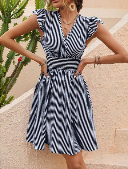 LYLOU | Gestreepte Zomerjurk met V-Hals en Ruffle Mouwen