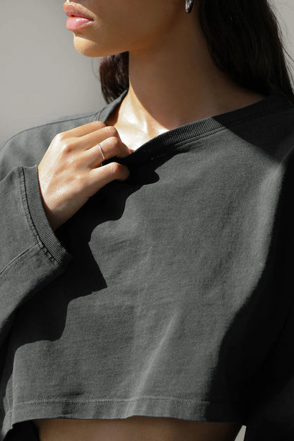 DYANA | Cropped Lounge Sweater – Oversized Trui met Raw Edge