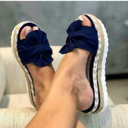 ANNIA | Platform Slippers met Strik – Zomers & Comfortabel