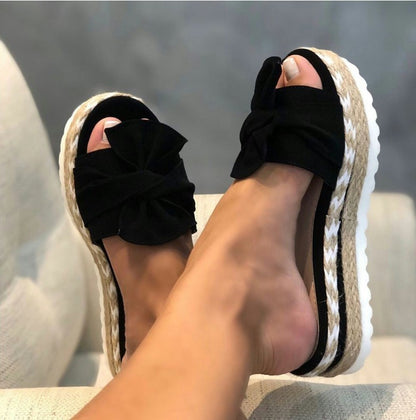 ANNIA | Platform Slippers met Strik – Zomers & Comfortabel