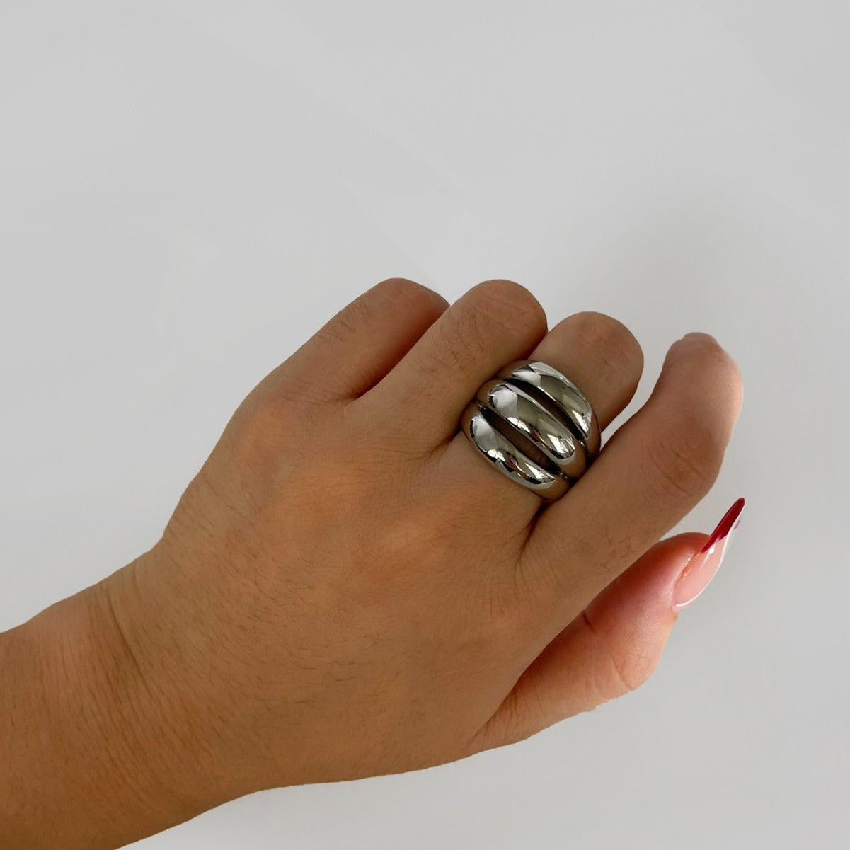 LINA | Statement Ring – Chunky Fashion Ring met Geslepen Design