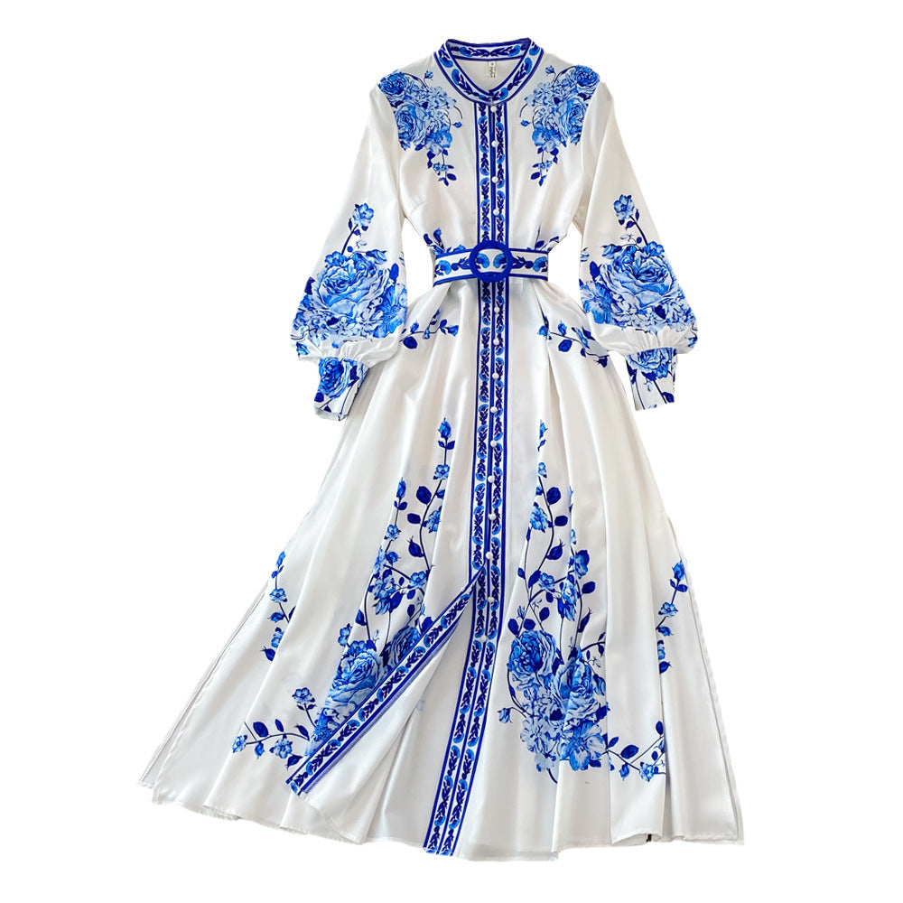 MARIE | Luxe Maxi Jurk met Blauw-Witte Bloemenprint – Elegant & Tijdloos