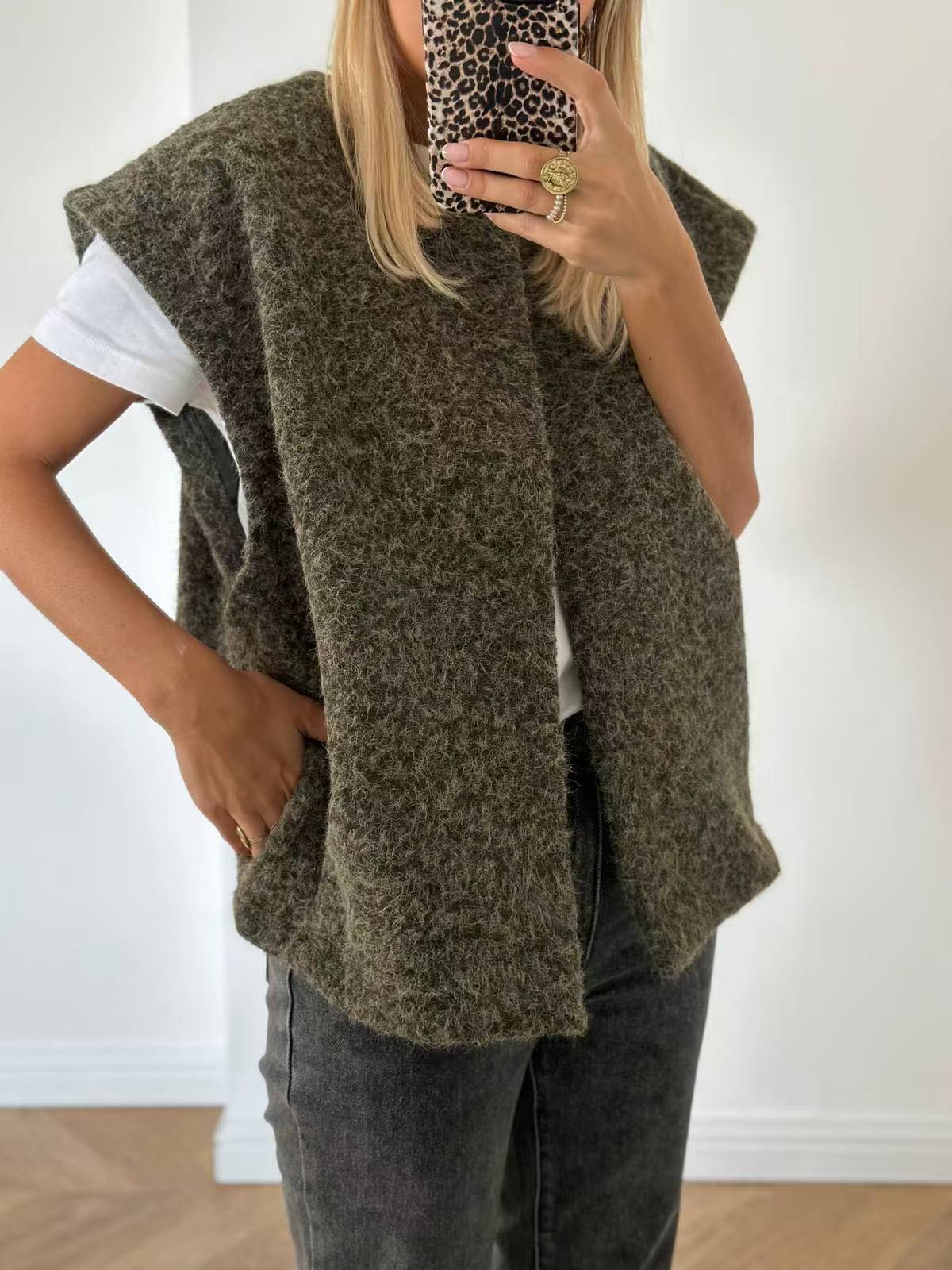 FAUSTINE | Zachte Damesgilet – Minimalistisch, Warm & Tijdloos