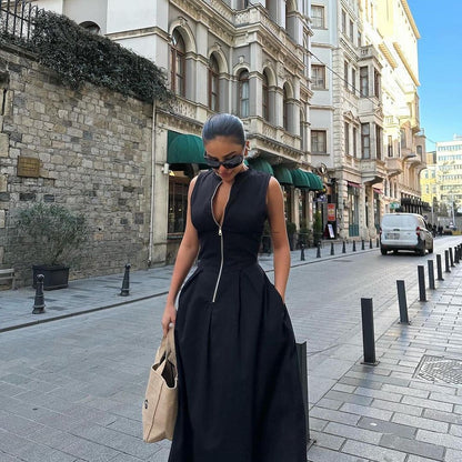 ALESIA | Zip-Front Maxi Jurk – Chic & Stoer in één