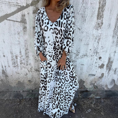 KARINE | Lange Panterprint Jurk – Statement & Comfort in Eén