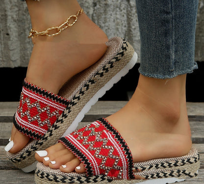 MONTANA | Boho Plateau Slippers Dames met Gevlochten Zool – Zomerse Instappers