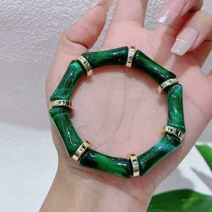NOURAYA | Bamboe-Stijl Acryl Armband – Chic Statement Accessoire