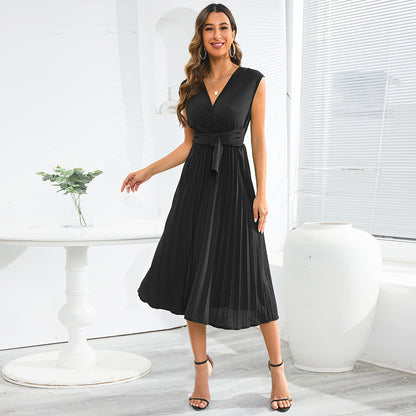 HALINA | Plissé Midi Jurk met V-Hals en Strik –  Meerdere Kleuren