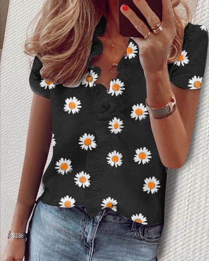 SILVIE | Ruffle V-Hals Top – Elegantie met een Speelse Twist