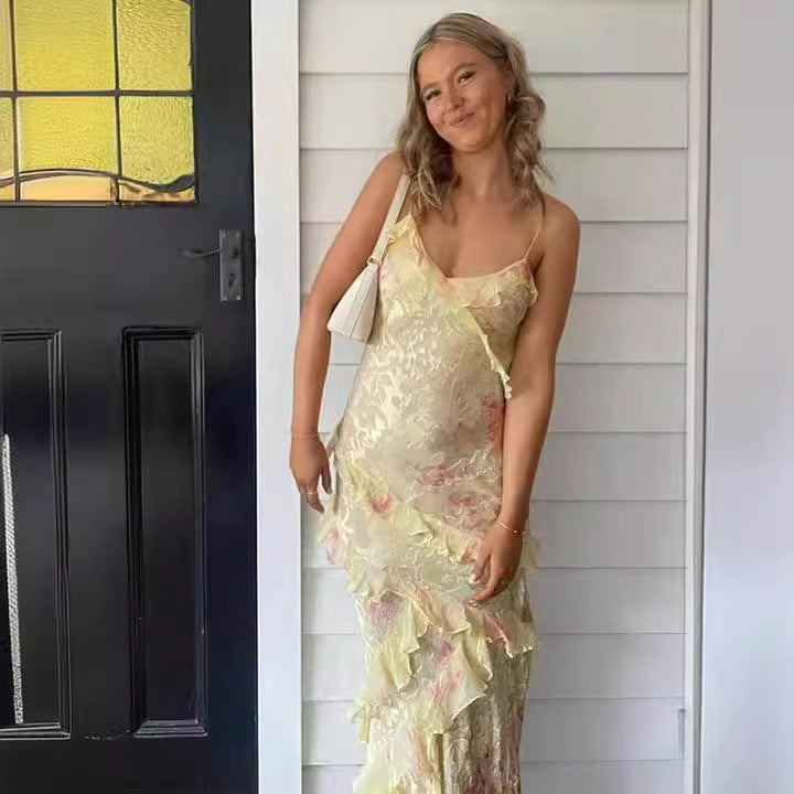 ANNABELLE | Maxi Zomerdress in Tie-Dye Pastel met Ruffles – Strandjurk met Open Rug