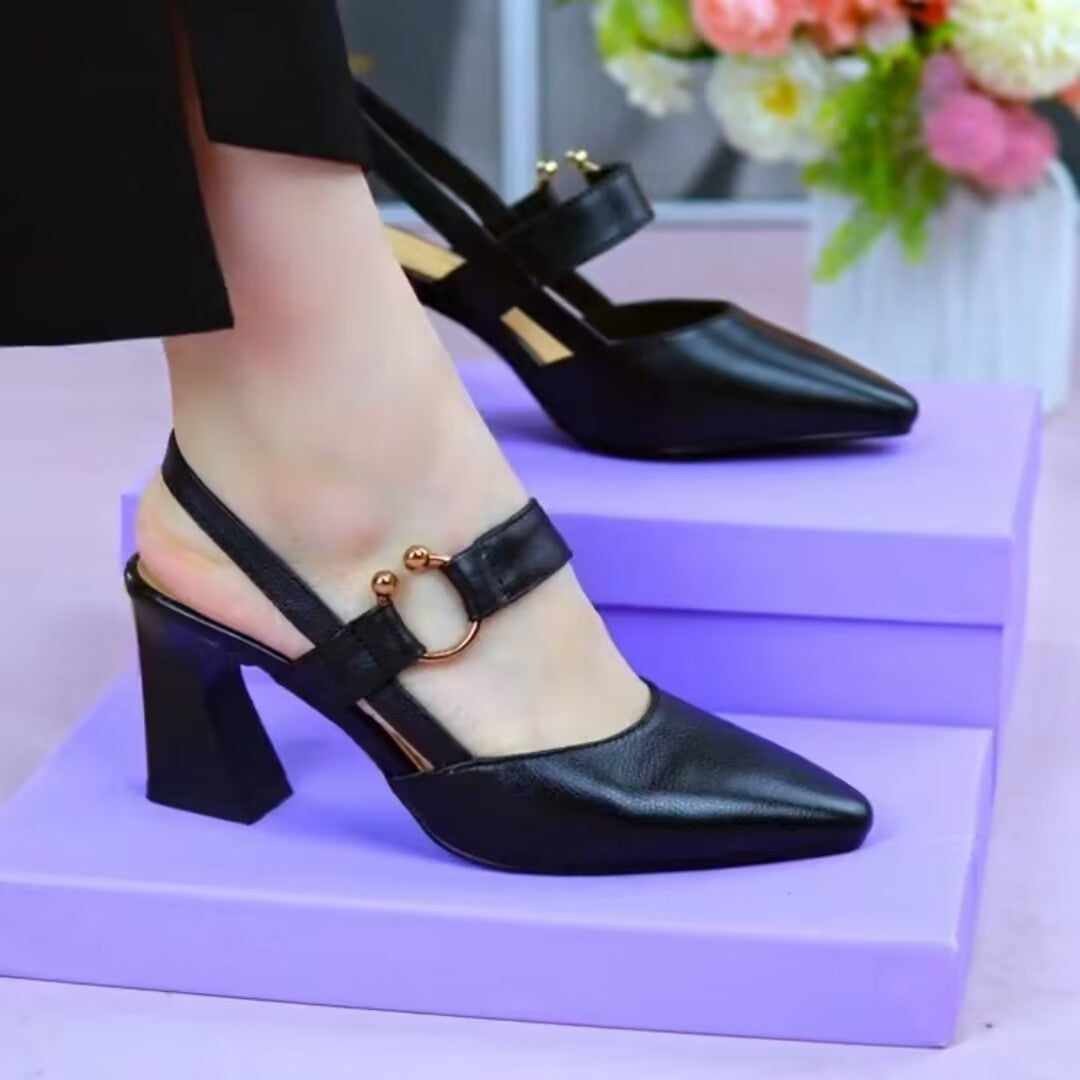 MAY | Slingback Hakken Met Gouden Gesp – Elegantie in Je Stappen