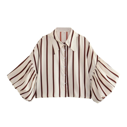 VLINDER | Gestreepte Blouse met Pofmouwen – Stijlvolle Statement Top