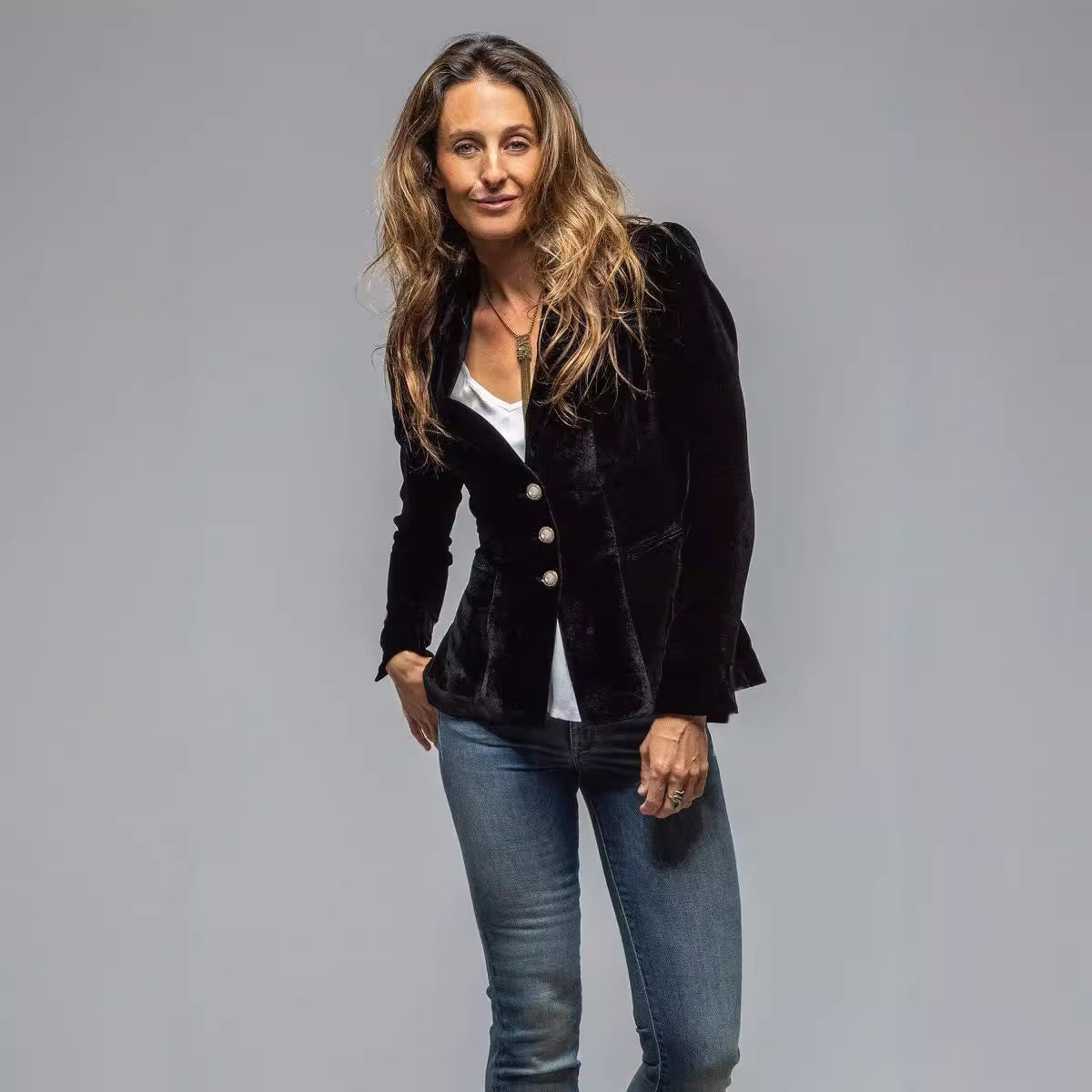 JEANNE | Velvet Blazer Dames – Getailleerde Fluwelen Blazer met Knopen