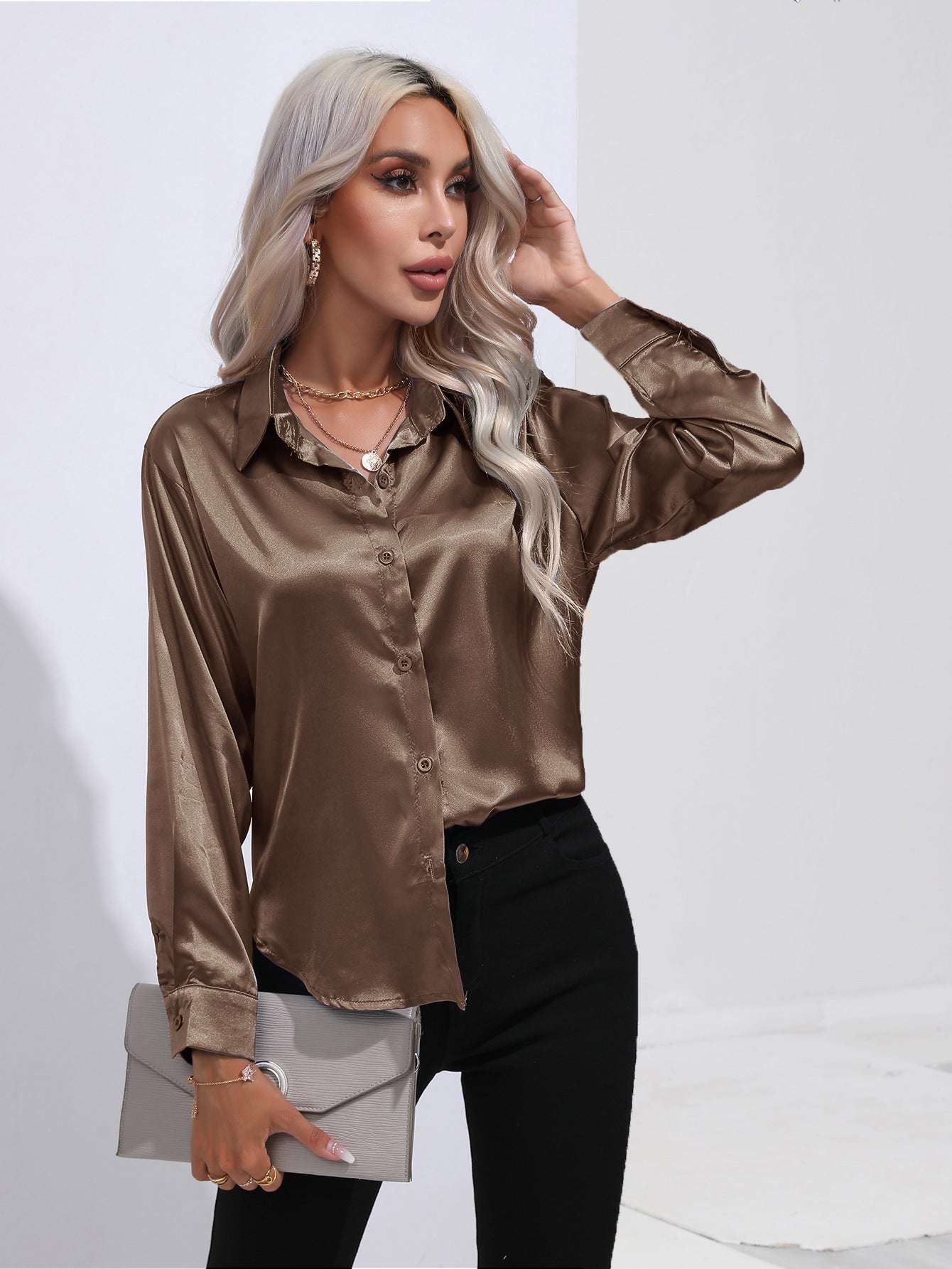 SYLVIA | Zijdezachte Satijnen Blouse – Tijdloos Chic met een Luxe Glans