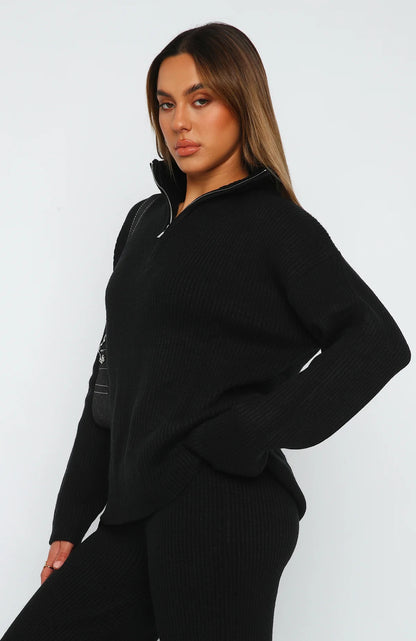VICTORIC | Gebreide Lounge Set met Ritskraag – Stijlvol & Comfortabel