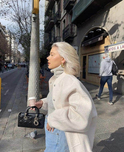 SOFIA | Oversized Damesjas – Trendy Bouclé Look voor Voorjaar & Winter