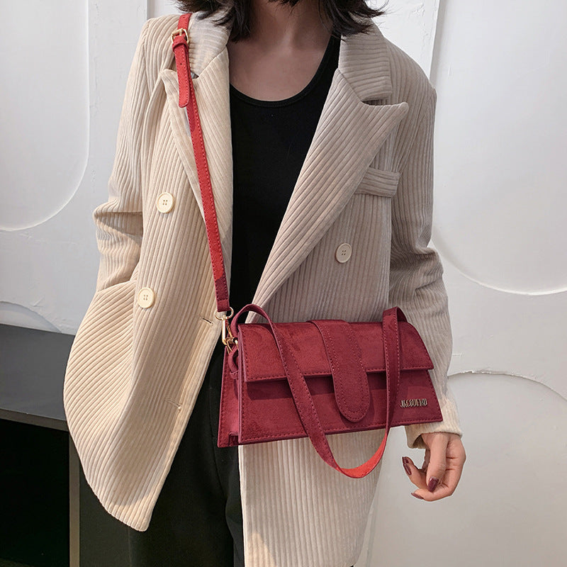 MOYA | Suède Look Schoudertas – Elegant & Verstelbaar