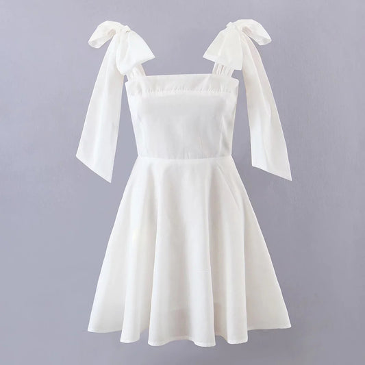 ILSE | Witte Strikband Jurk – Speels & Romantisch
