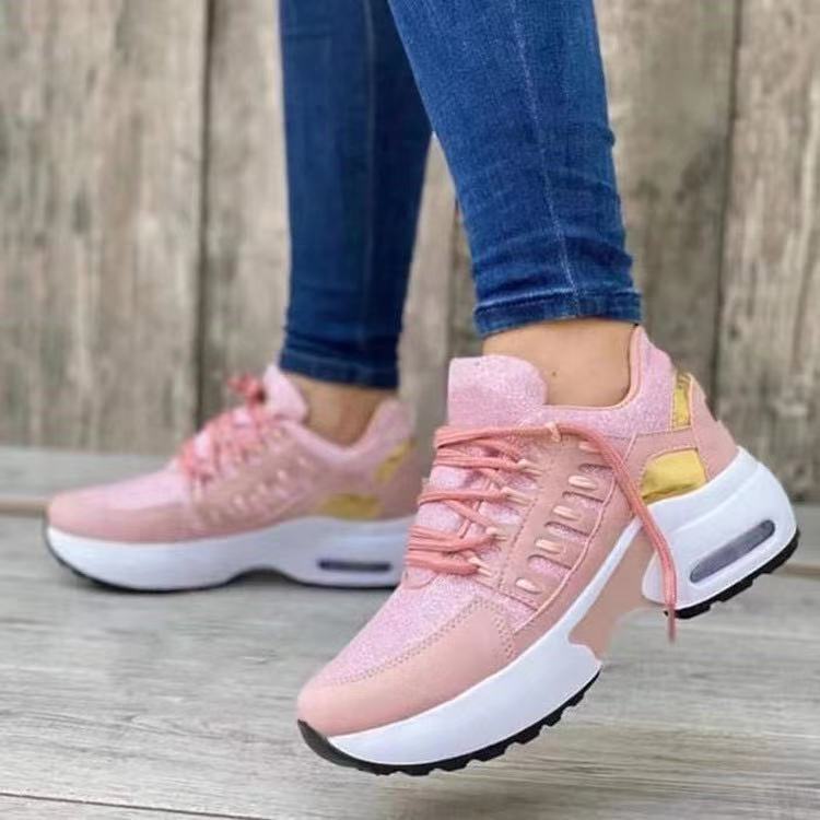 VALERIANE | Sneakers met Gouden Details – Comfort Meets Elegance