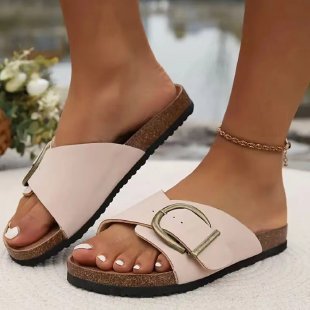 ALEXI | Comfort Buckle Slides – Trendy Slippers met Statement Gesp
