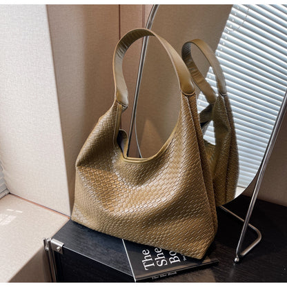 ARYA | Gevlochten Schoudertas – Minimalistische Handtas met Luxe Look